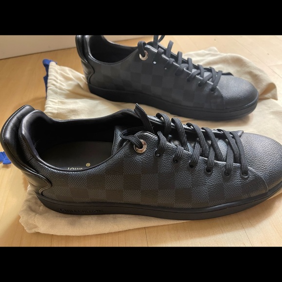 Lv leather - Picture 2 of 3